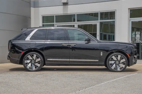 Another view of 2025 Rolls-Royce Cullinan Series II for sale in Austin, TX at Rolls-Royce Motor Cars of Austin