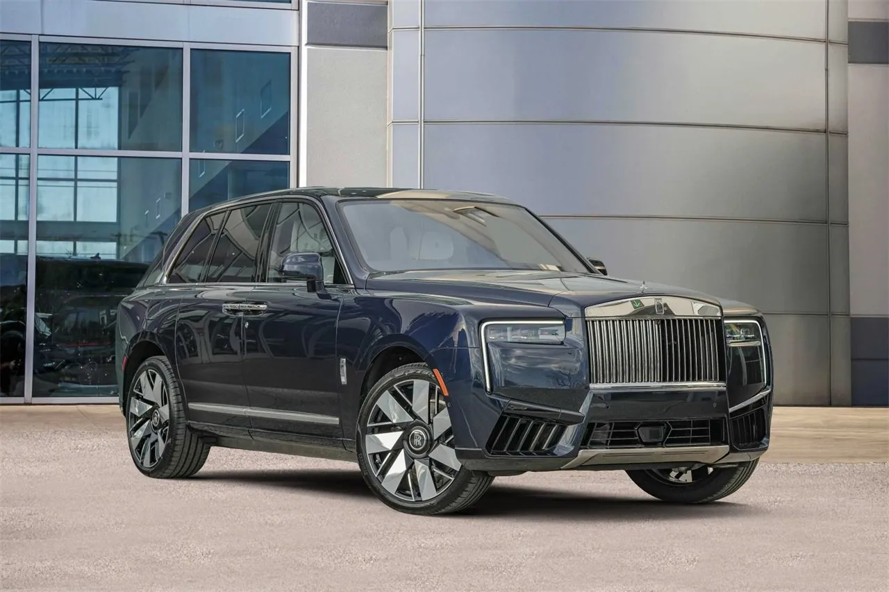 2025 Rolls-Royce Cullinan Series II
