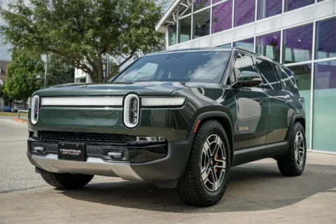 More photos of 2022 Rivian R1S Launch Edition at Rolls-Royce Motor Cars of Austin, TX
