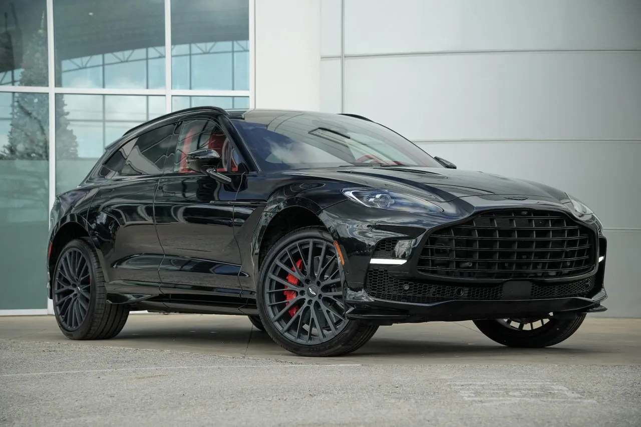 2026 Aston Martin DBX 707