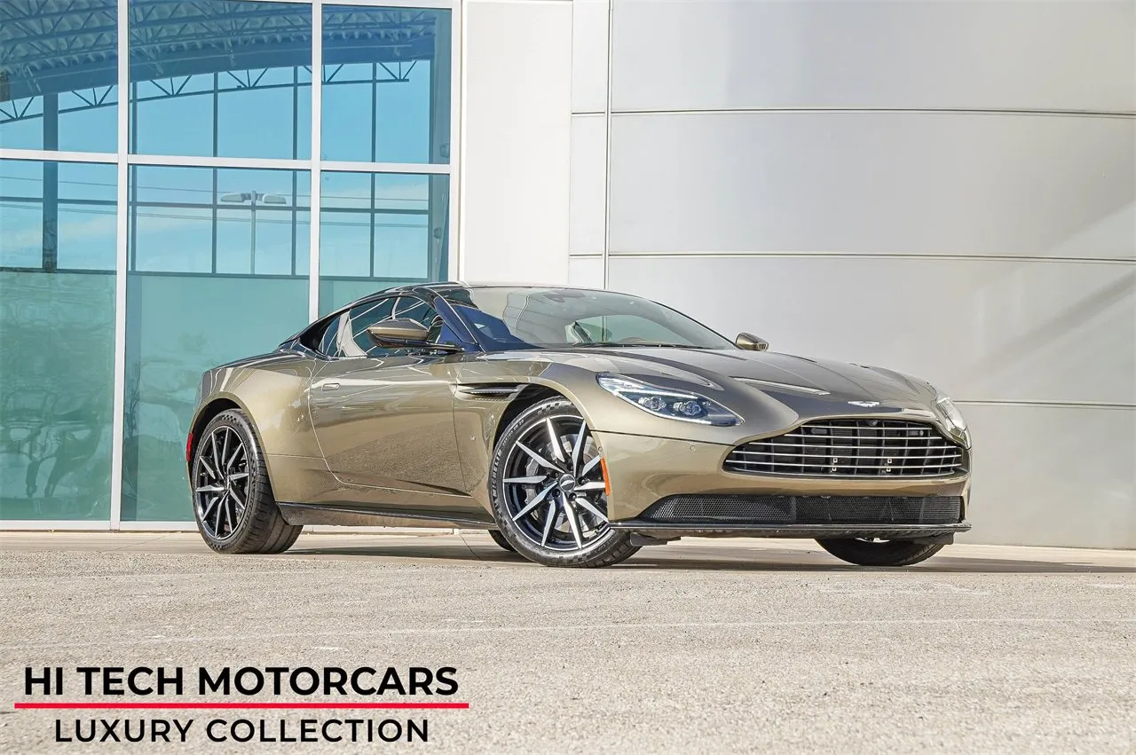 2017 Aston Martin DB11 Base