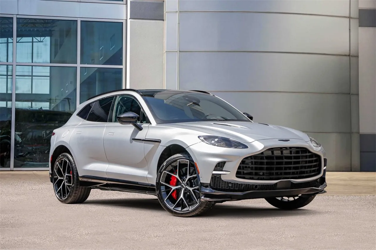2024 Aston Martin DBX 707