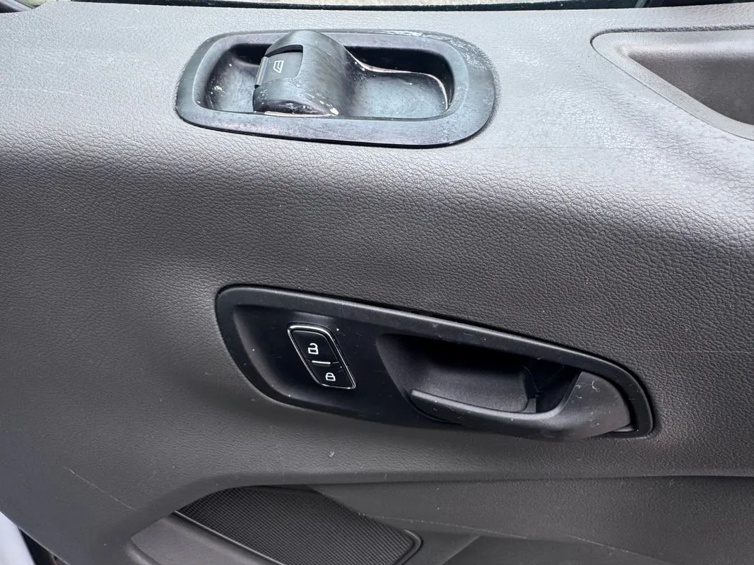 2023 Ford Transit Van Base - Photo 32