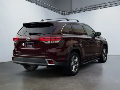 More photos of 2019 Toyota Highlander Limited at Grace Auto Group, PA