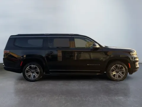 More photos of 2024 Jeep Wagoneer L Series II 4x4 at Grace Auto Group, PA