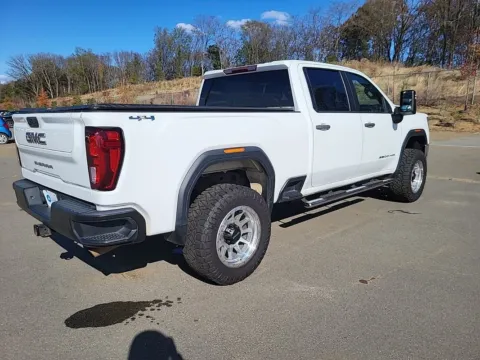 Another view of 2021 GMC Sierra 2500HD 4WD Crew Cab Standard Bed for sale in Morrisville, PA at Grace Auto Group