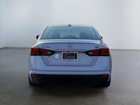 More photos of 2023 Nissan Altima SR FWD at Grace Auto Group, PA