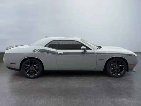 More photos of 2022 Dodge Challenger R/T at Grace Auto Group, PA