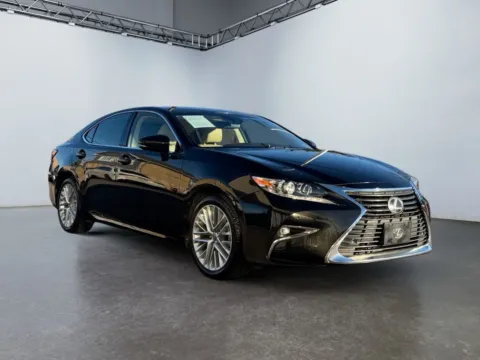 Another view of 2016 Lexus ES 350 for sale in Morrisville, PA at Grace Auto Group