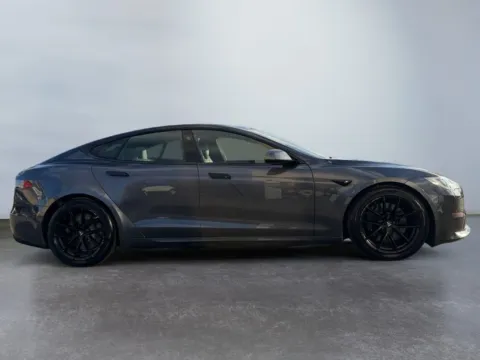 More photos of 2022 Tesla Model S Dual Motor All-Wheel Drive at Grace Auto Group, PA