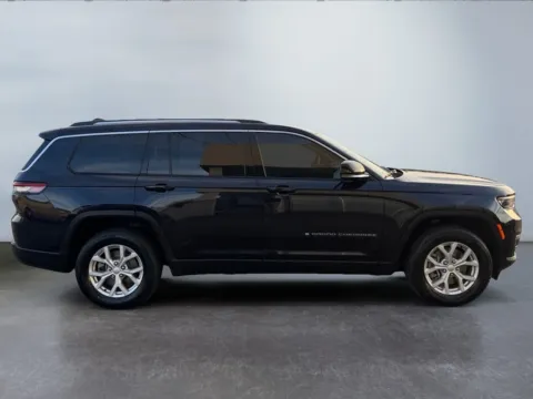 More photos of 2023 Jeep Grand Cherokee L Limited 4x4 at Grace Auto Group, PA