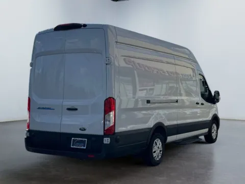 More photos of 2022 Ford E-Transit 350 High Roof Extended at Grace Auto Group, PA