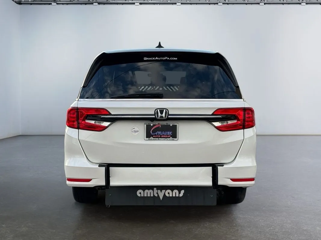 2021 Honda Odyssey EX-L - Photo 7