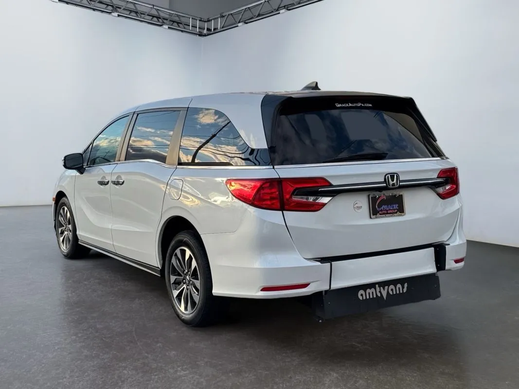 2021 Honda Odyssey EX-L - Photo 8