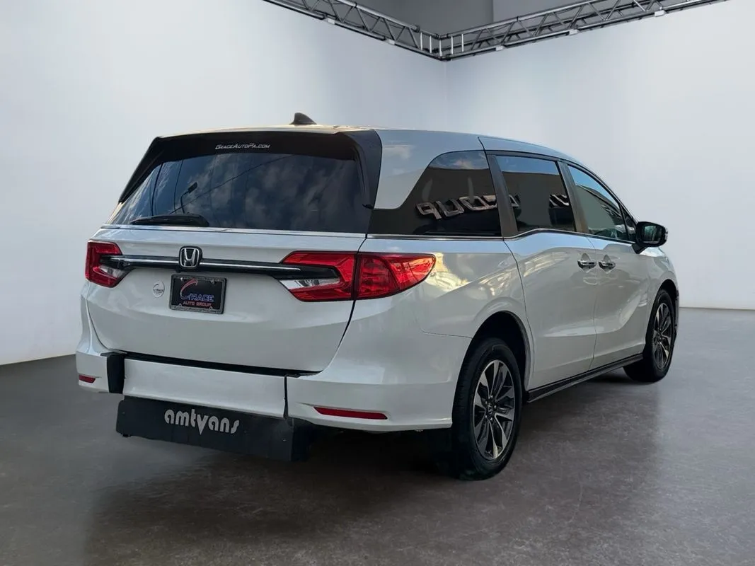 2021 Honda Odyssey EX-L - Photo 6