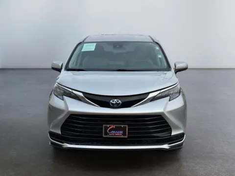 Another view of 2024 Toyota Sienna LE for sale in Morrisville, PA at Grace Auto Group