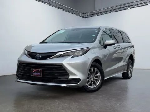 Photos of 2024 Toyota Sienna LE for sale in Morrisville, PA at Grace Auto Group