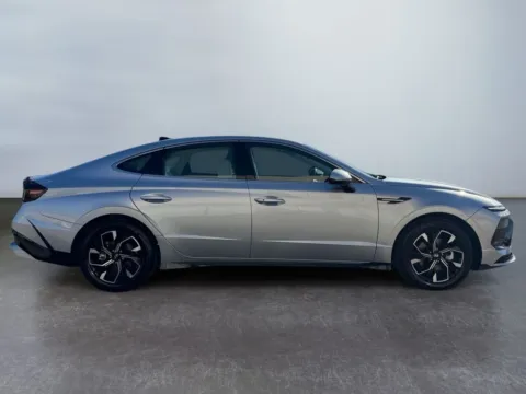 More photos of 2025 Hyundai Sonata SEL at Grace Auto Group, PA