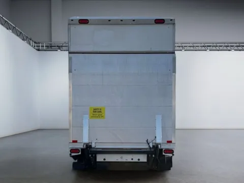 More photos of 2023 Ford Transit 350 HD Box Truck at Grace Auto Group, PA