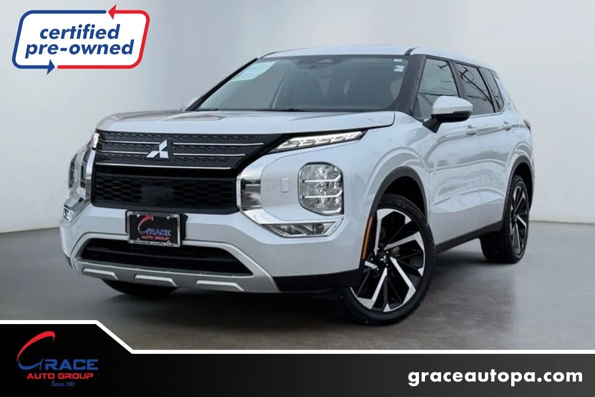 White 2023 Mitsubishi Outlander SE Special Editiont S-AWC for sale in Morrisville, PA