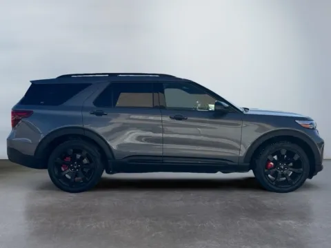More photos of 2021 Ford Explorer ST at Grace Auto Group, PA