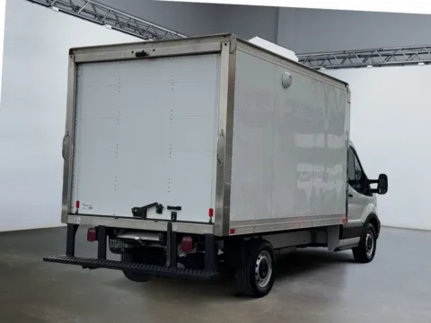 More photos of 2022 Ford Transit 350 Cutaway Box Truck at Grace Auto Group, PA