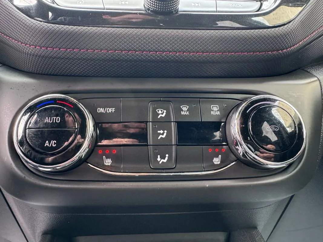 2023 Chevrolet TrailBlazer RS - Photo 24