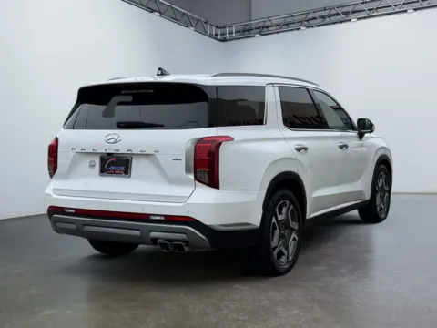 More photos of 2024 Hyundai Palisade Limited at Grace Auto Group, PA