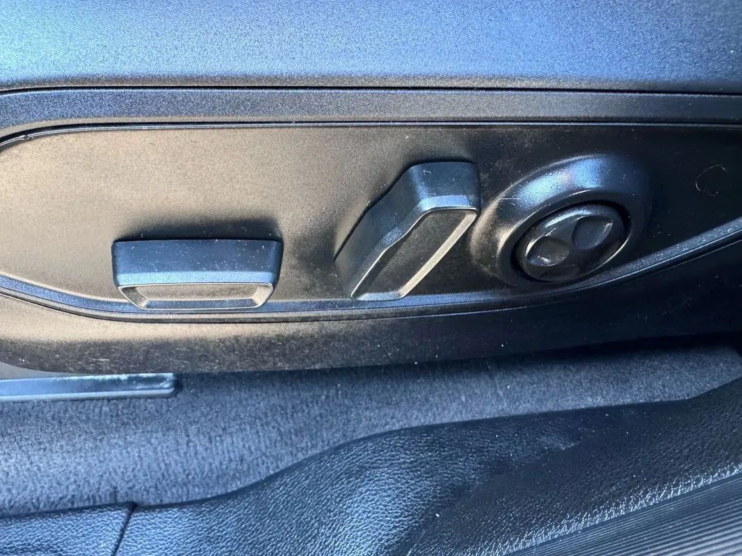 2021 Jeep Grand Cherokee L Altitude - Photo 12