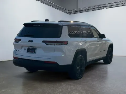 More photos of 2021 Jeep Grand Cherokee L Altitude at Grace Auto Group, PA