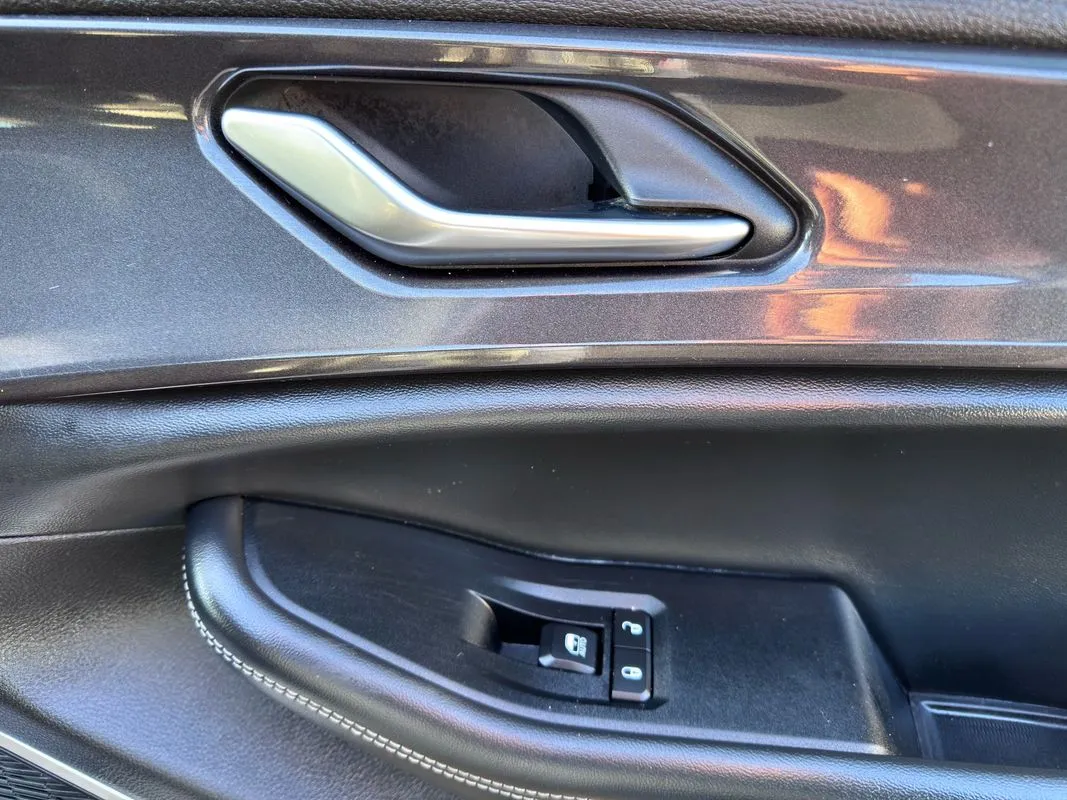 2021 Jeep Grand Cherokee L Altitude - Photo 28