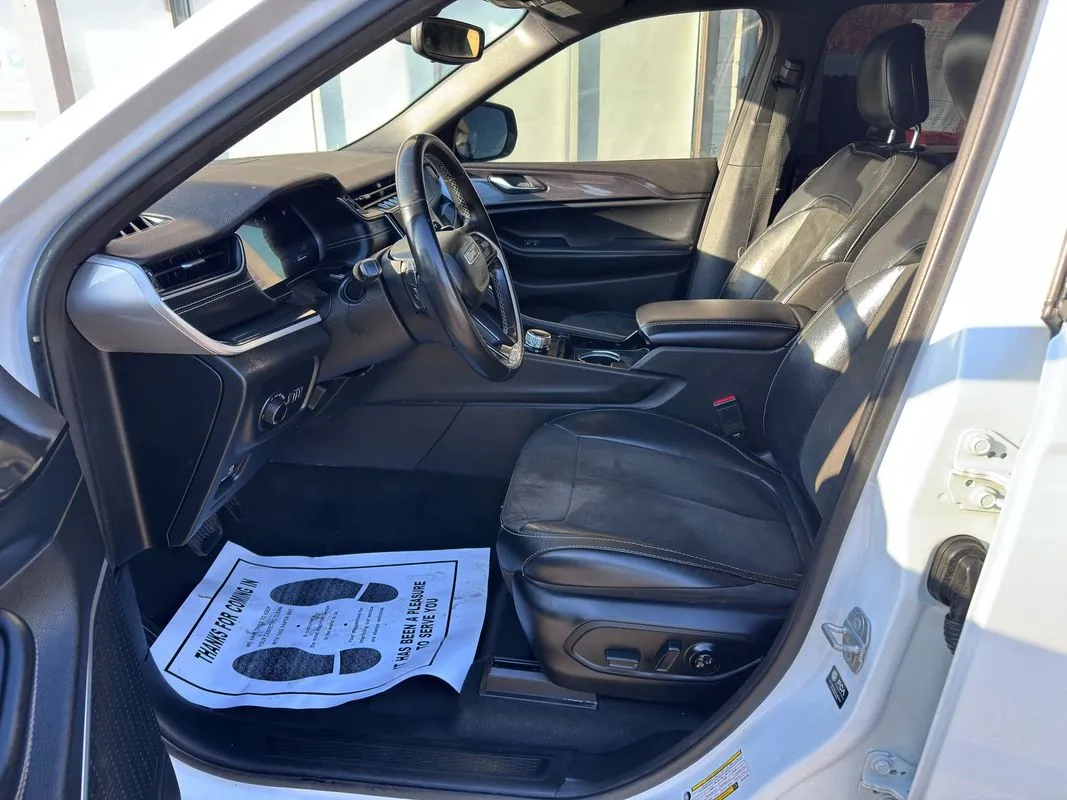 2021 Jeep Grand Cherokee L Altitude - Photo 14