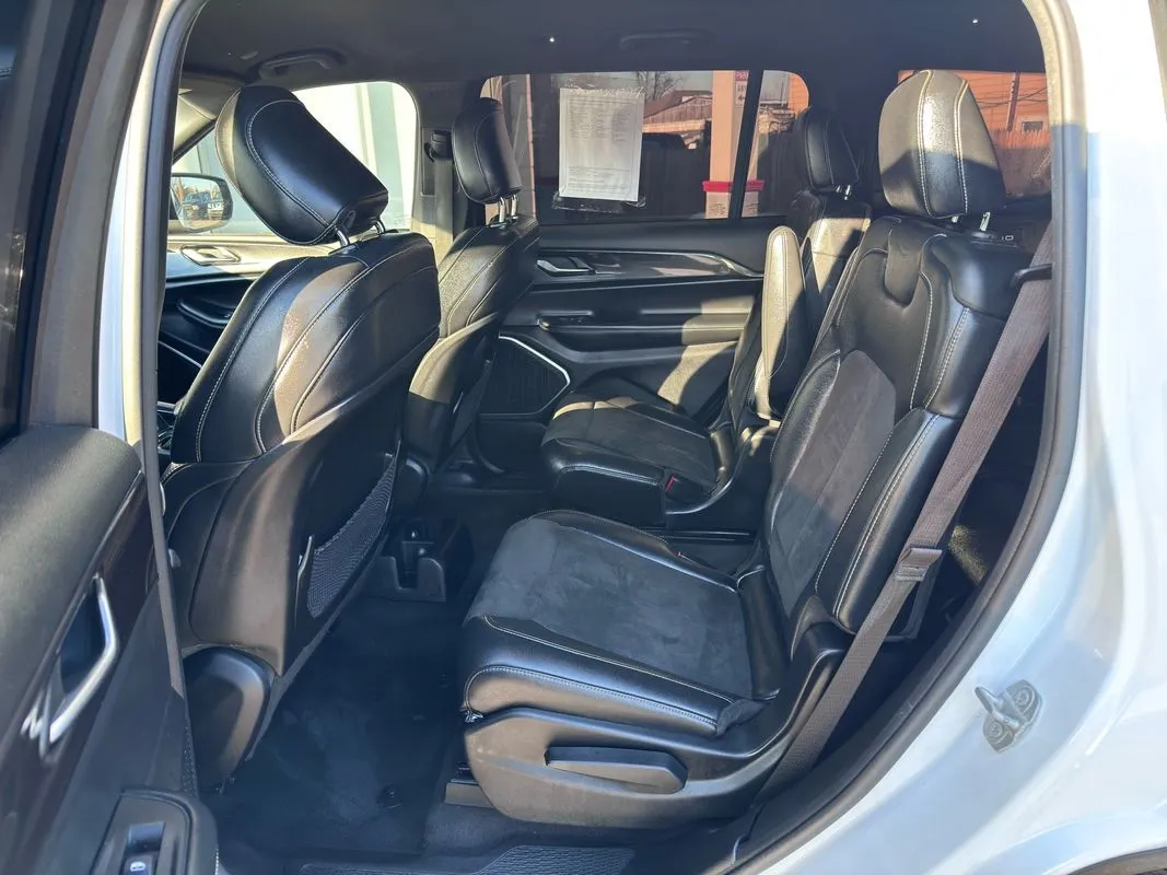 2021 Jeep Grand Cherokee L Altitude - Photo 34