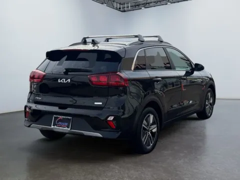More photos of 2022 Kia Niro Plug-In Hybrid LXS at Grace Auto Group, PA