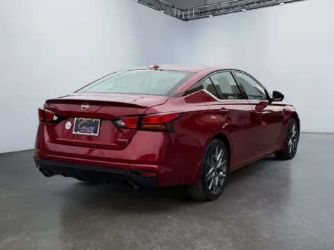 More photos of 2024 Nissan Altima SR VC-Turbo FWD at Grace Auto Group, PA