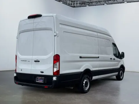 More photos of 2022 Ford Transit 250 High Roof Extended at Grace Auto Group, PA