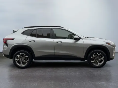 More photos of 2024 Chevrolet Trax FWD LT at Grace Auto Group, PA