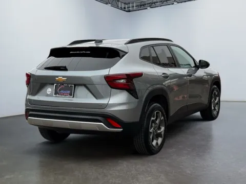 More photos of 2024 Chevrolet Trax FWD LT at Grace Auto Group, PA