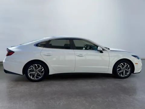 More photos of 2023 Hyundai Sonata SEL at Grace Auto Group, PA