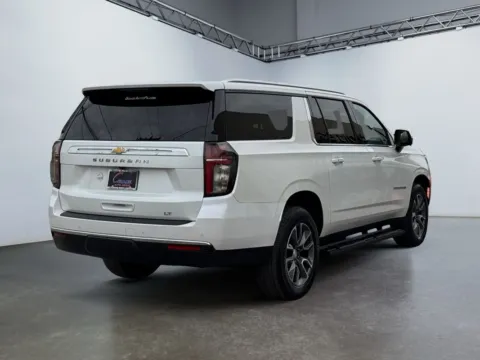 More photos of 2021 Chevrolet Suburban 4WD LT at Grace Auto Group, PA