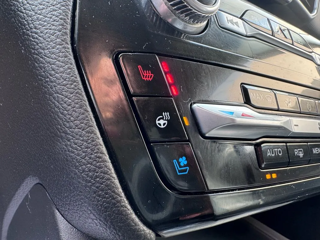 2022 Ford Explorer Limited - Photo 27