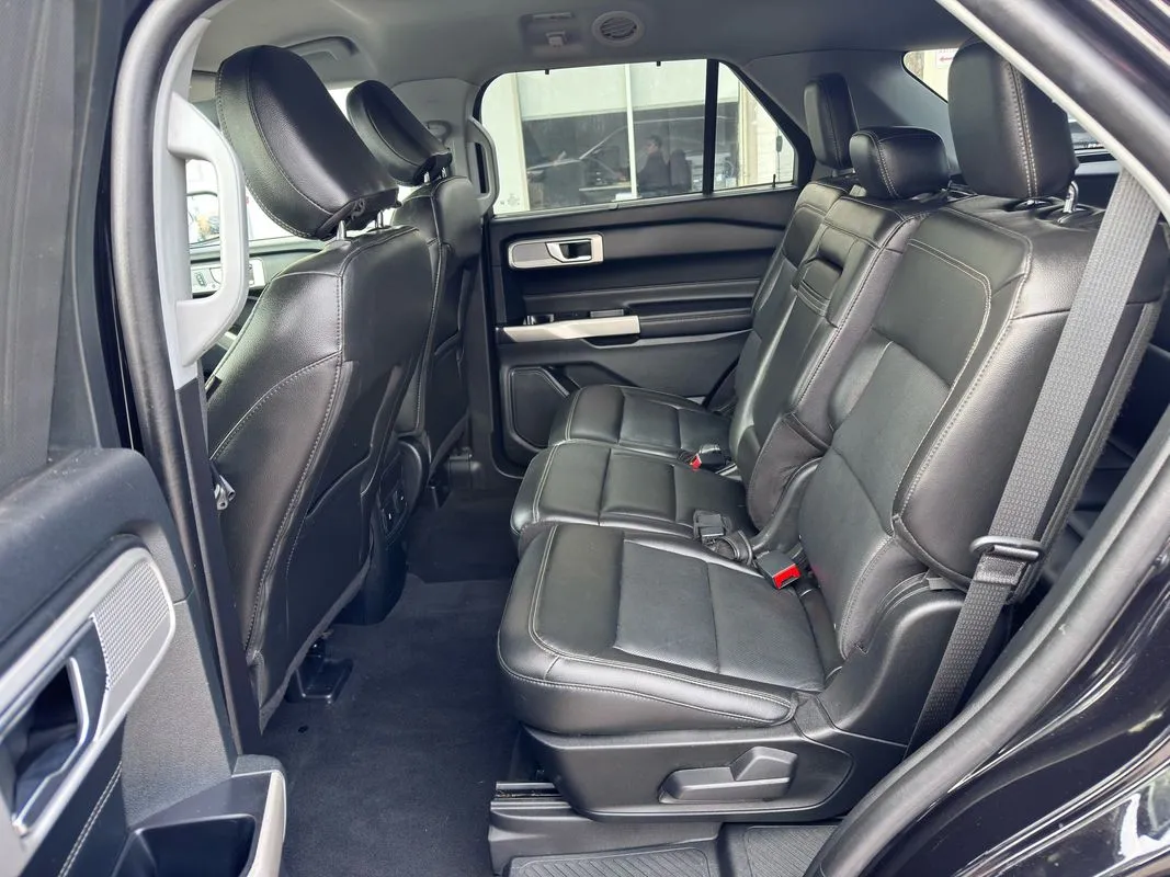 2022 Ford Explorer Limited - Photo 38