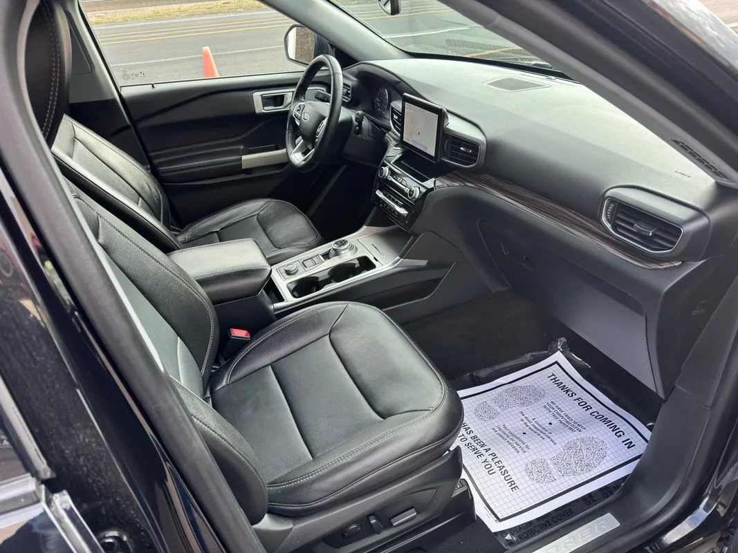 2022 Ford Explorer Limited - Photo 32