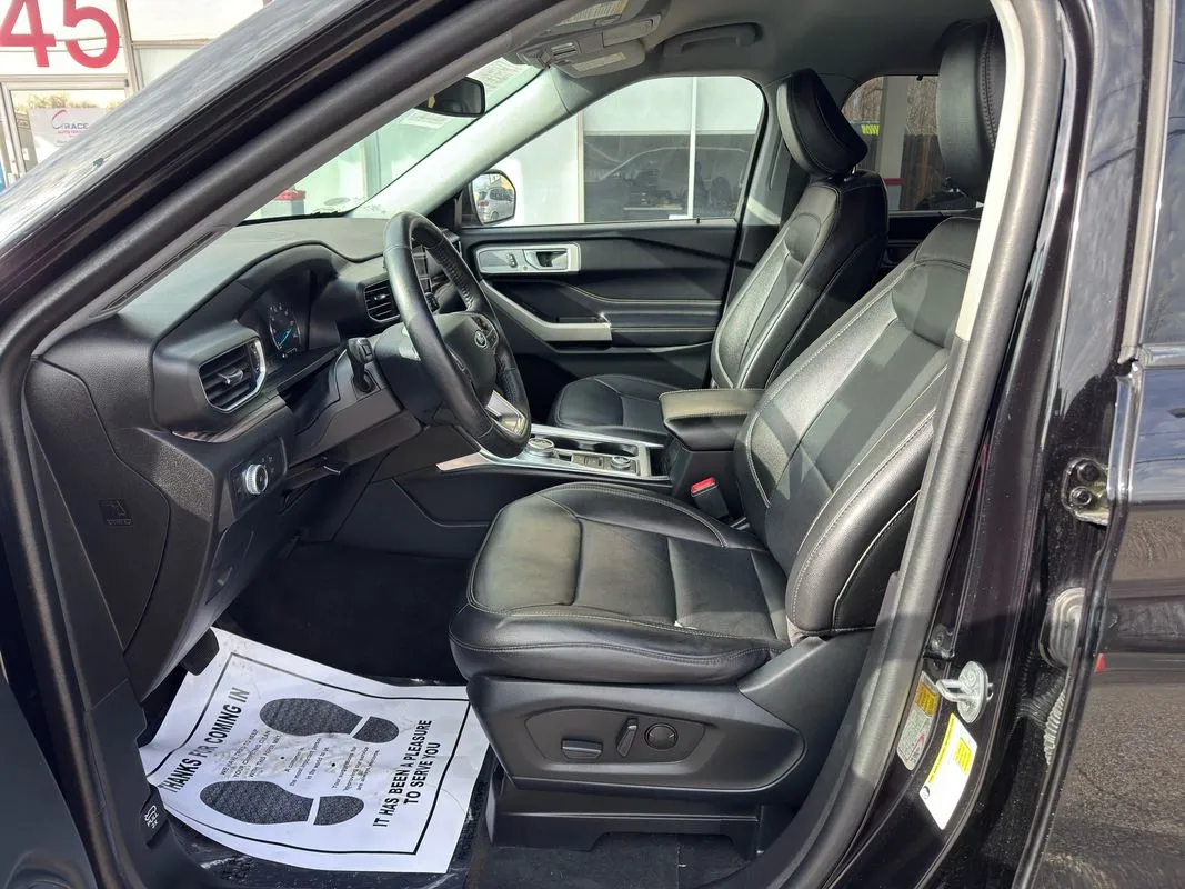 2022 Ford Explorer Limited - Photo 17