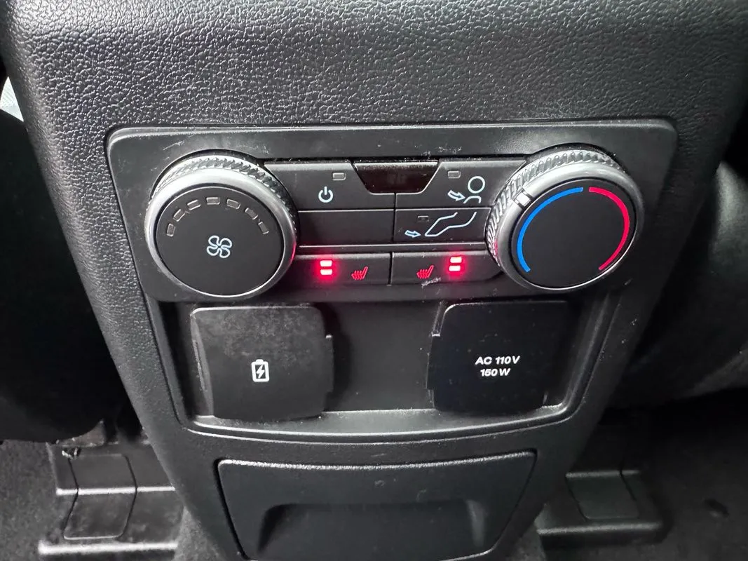 2022 Ford Explorer ST - Photo 39