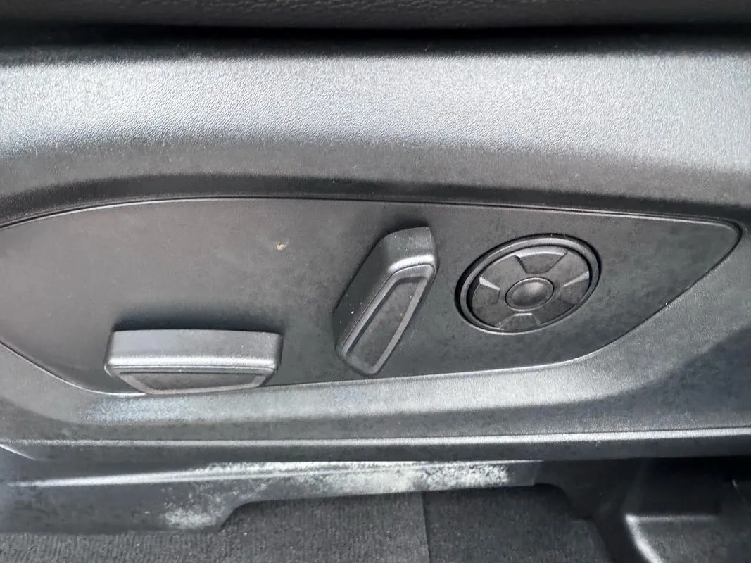 2022 Ford Explorer ST - Photo 15
