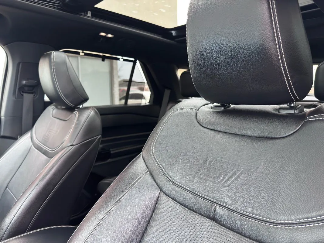 2022 Ford Explorer ST - Photo 48