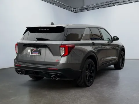 More photos of 2022 Ford Explorer ST at Grace Auto Group, PA