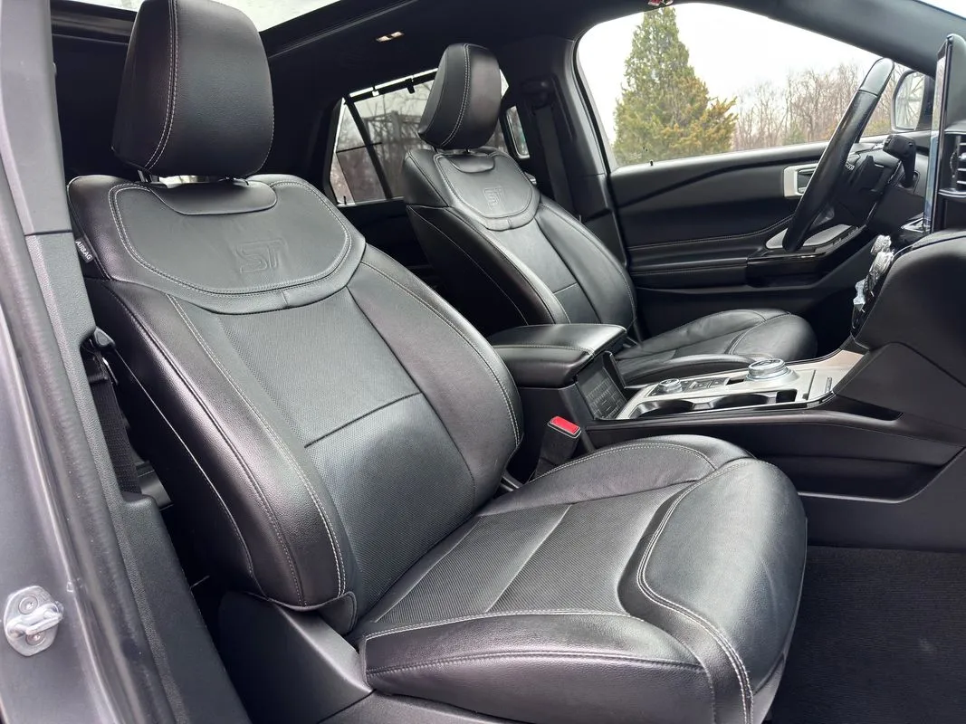 2022 Ford Explorer ST - Photo 33
