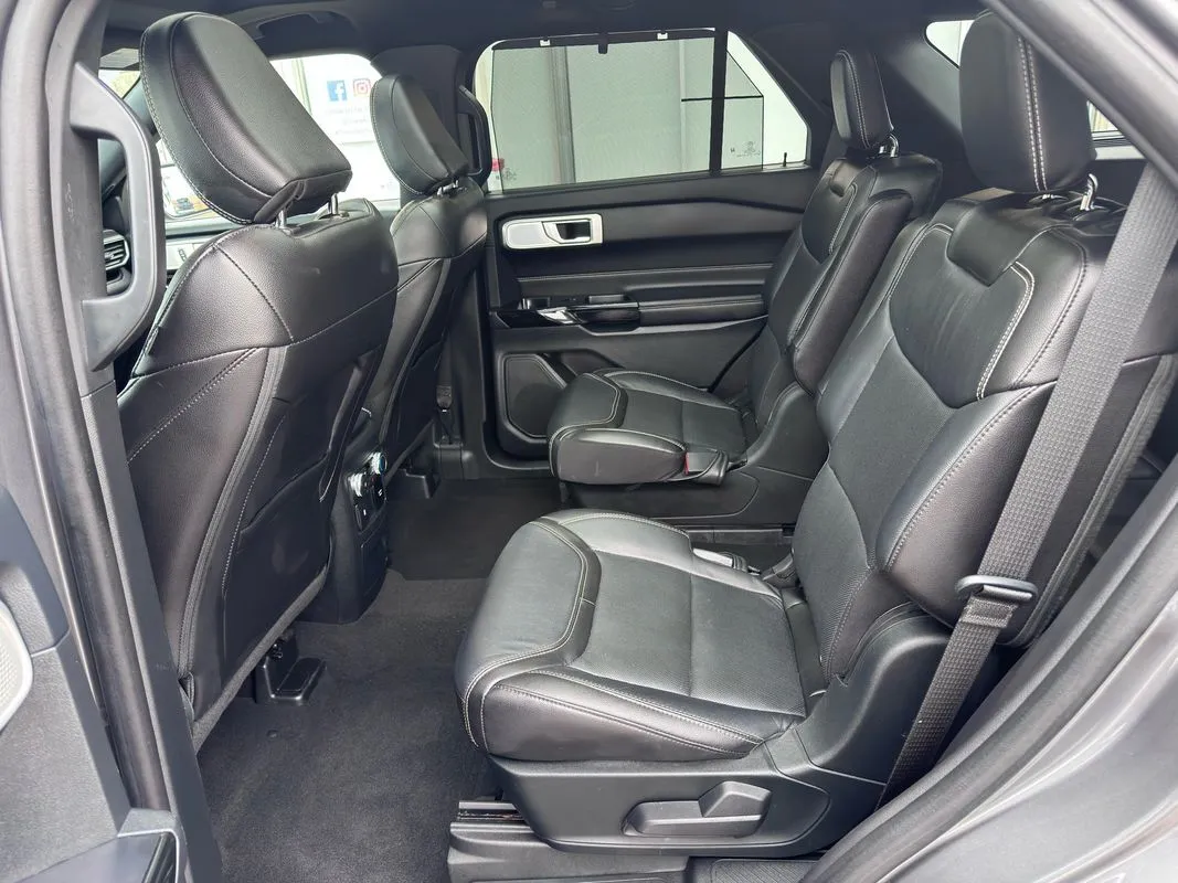 2022 Ford Explorer ST - Photo 37